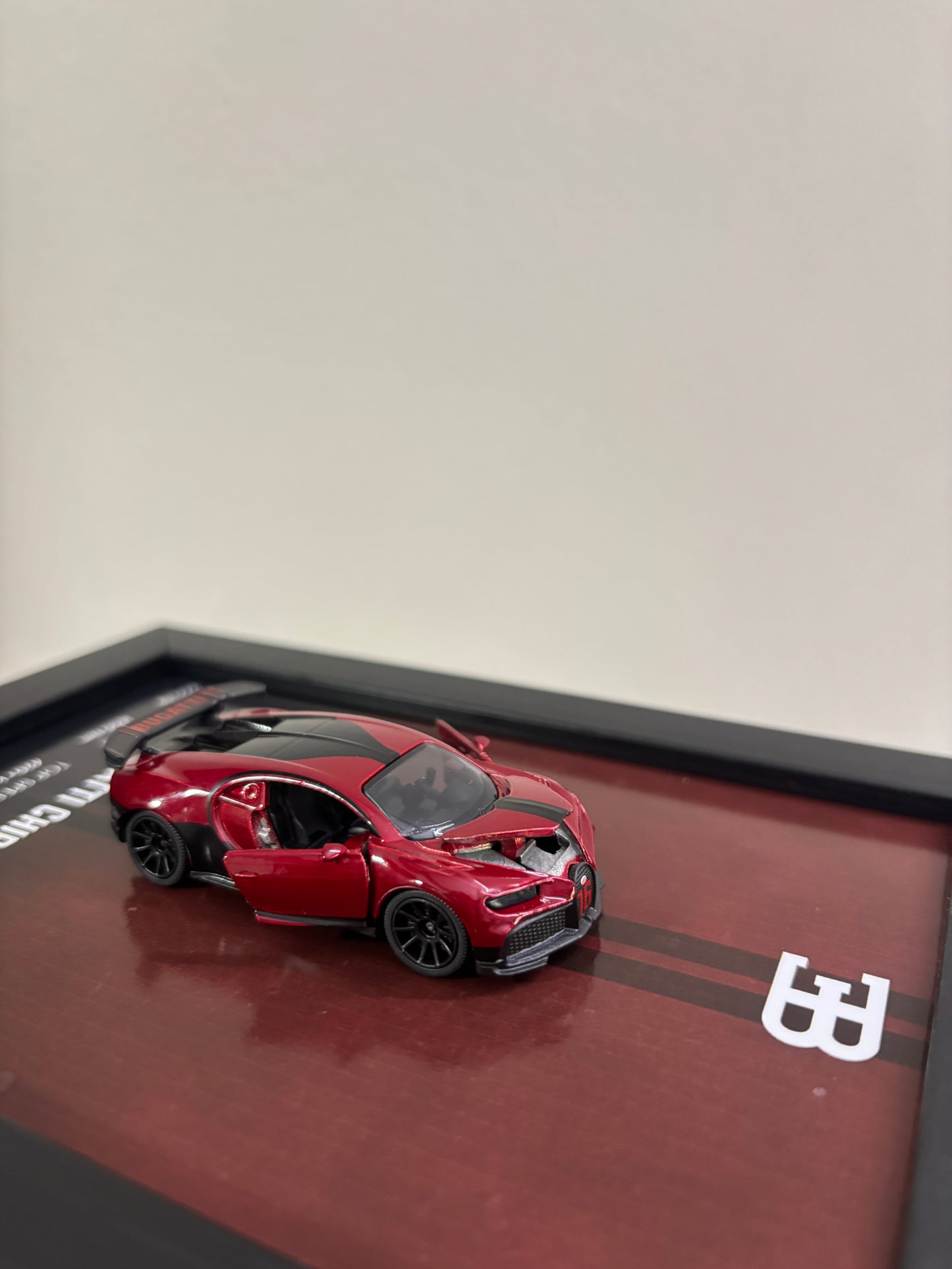 Bugatti Chiron 3d Car frame 1:64 scale (red)