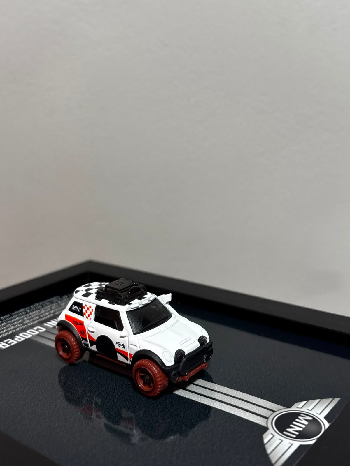 Mini Cooper 3D Car Frame Detachable Hot Wheels Diecast