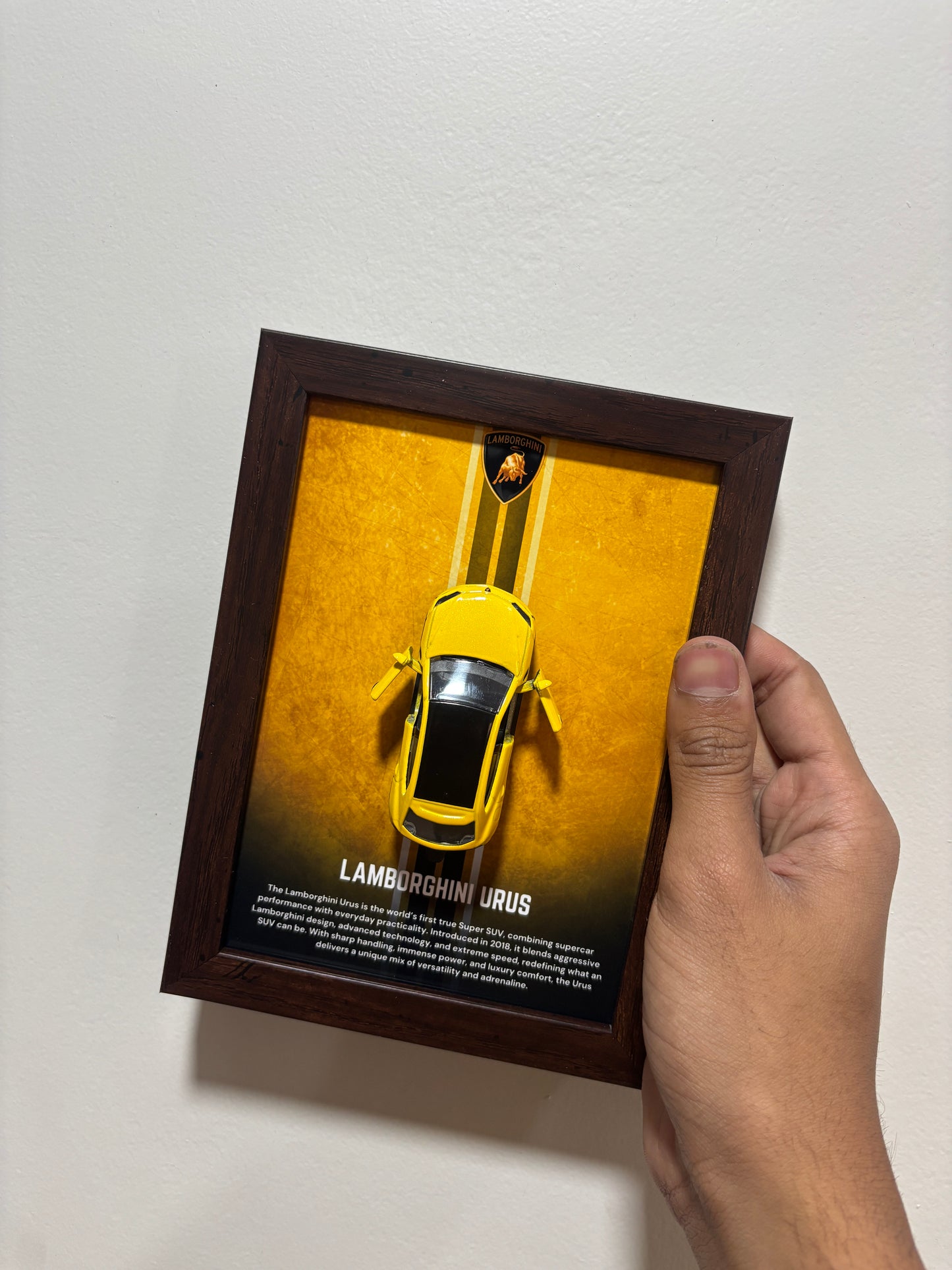 Lamborghini Urus 3d Car Frame (yellow)