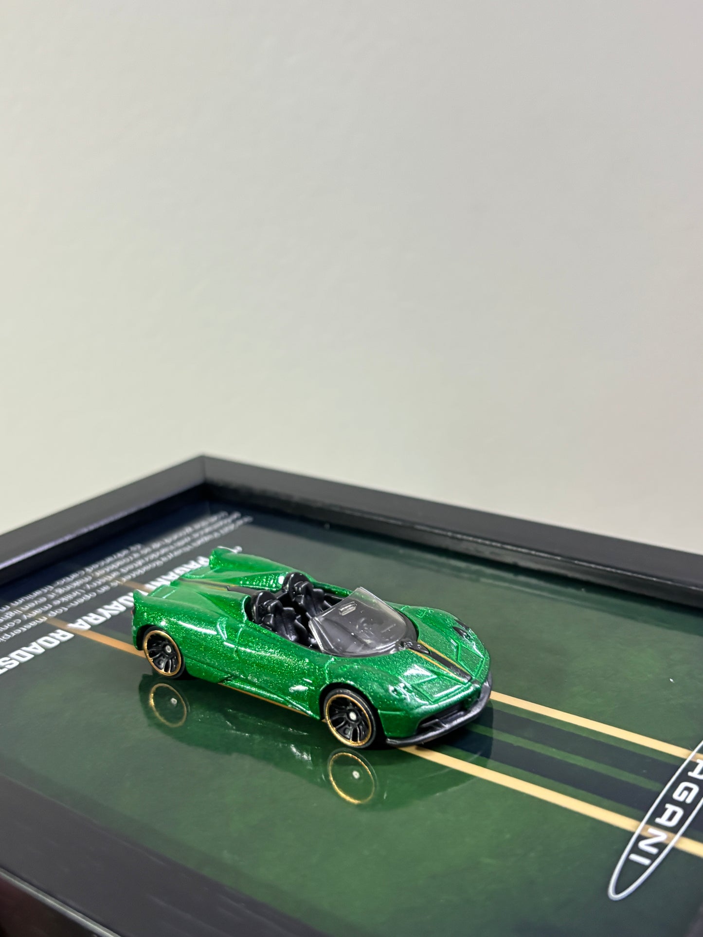 Pagani Huayra 3D Detachable Hot Wheels Car Frame - Diecast Display India View 2 - Artistic Affairs