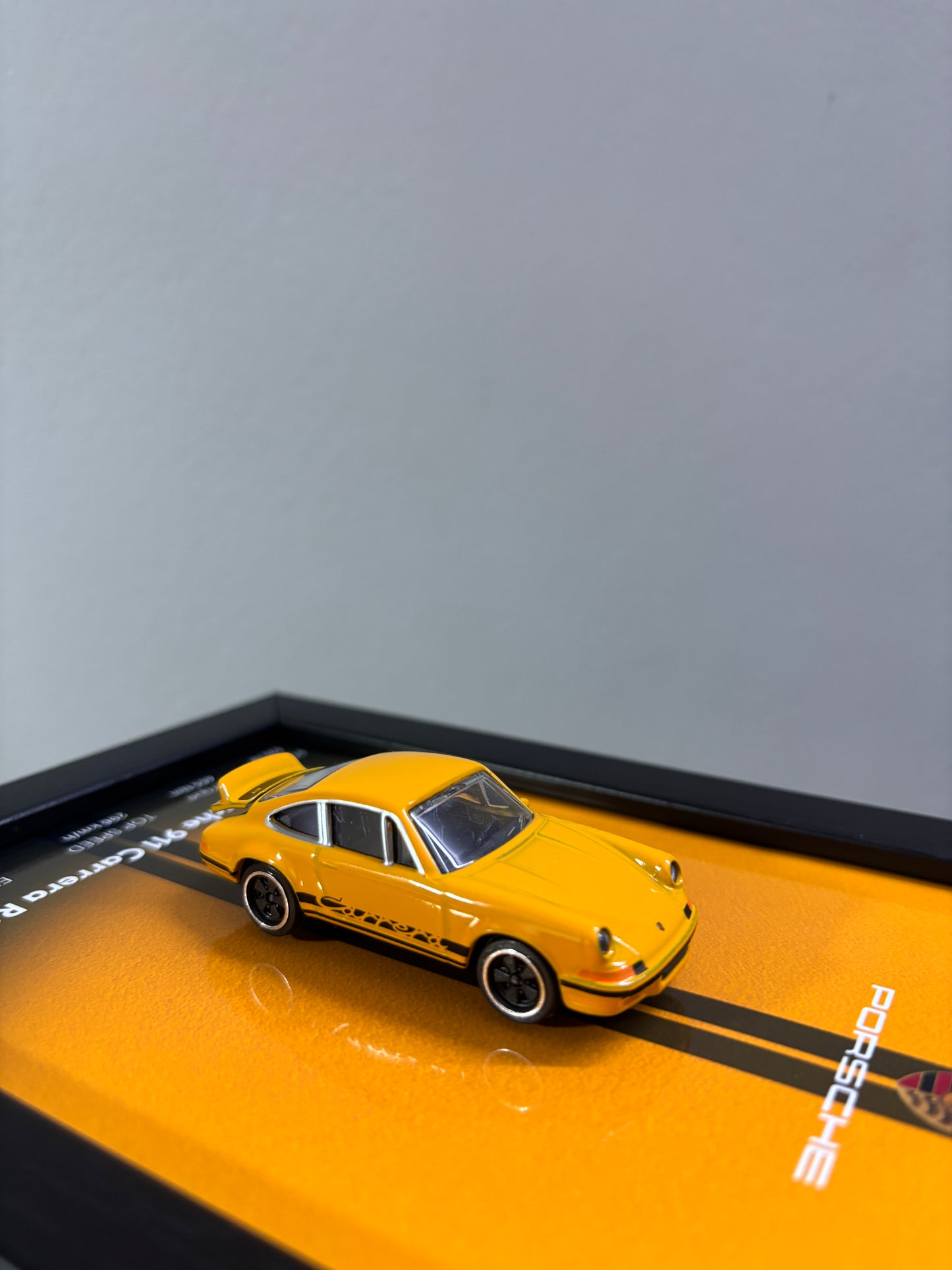 Porsche 911 Carrera RS 3d Car Frame (Yellow)